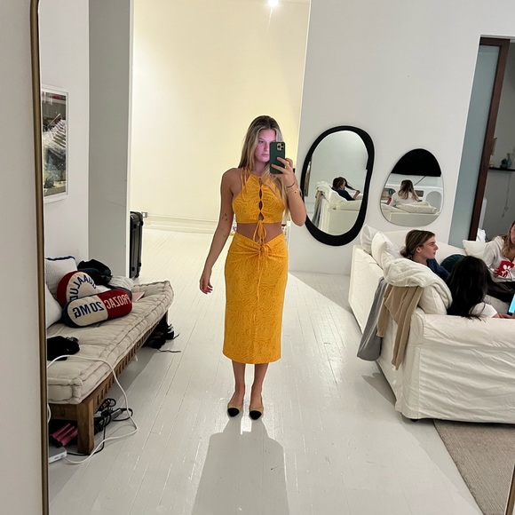 Zara Set - Picture 2 of 4